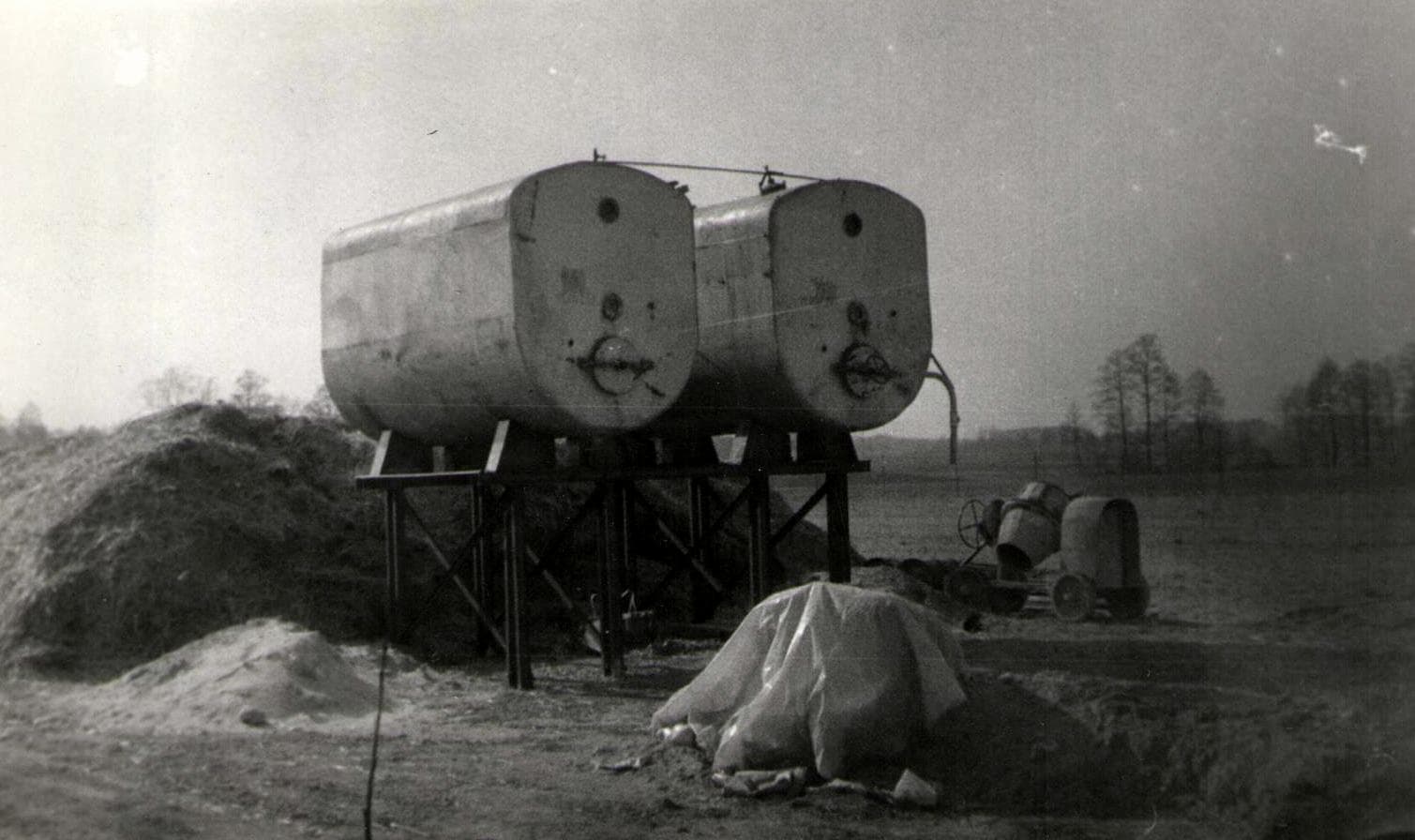 Chojne, 1983. Water tanks intended for irrigation of freshly planted fruit trees.